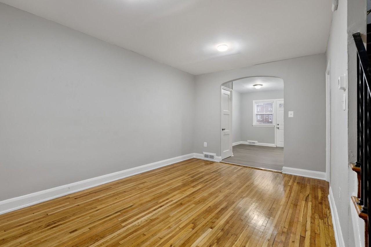 738 Richwood Ave - Photo 2 of 18