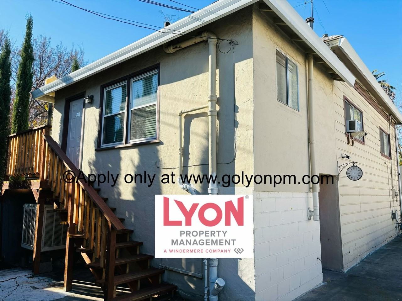 1421 28th St - Photo 3 of 19