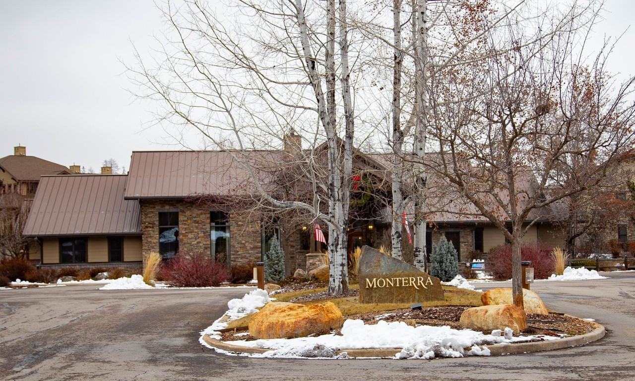 6104 Monterra Ave Apt B - Photo 2 of 30