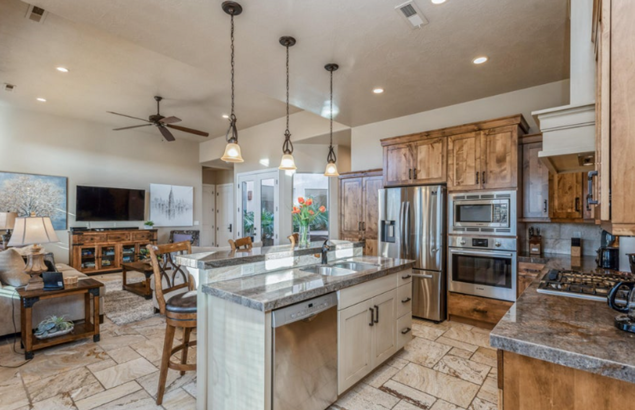 4931 W 3175 S - Photo 6 of 19