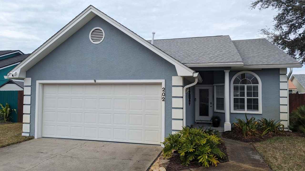 202 Argonaut St - Photo 2 of 28