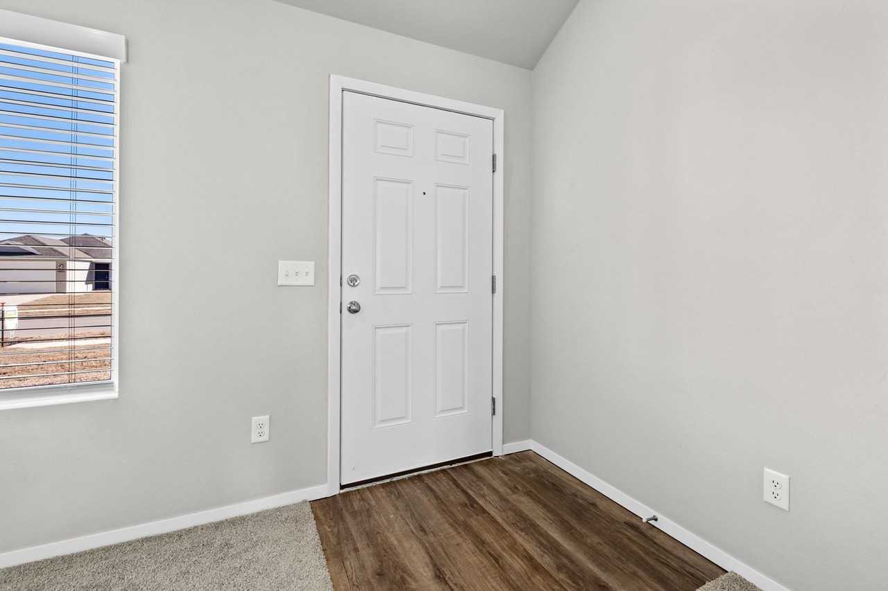 3600 N Scarlet Ln - Photo 5 of 28