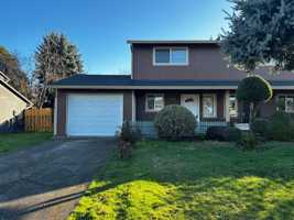 featured image of 2795 N Clark Ct