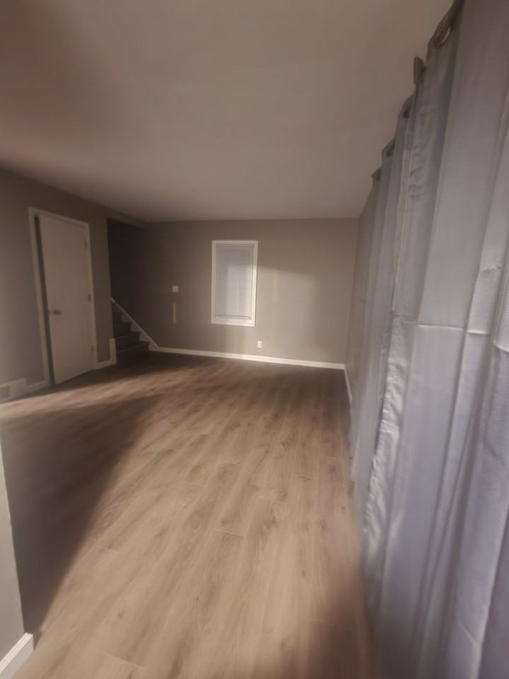 4463 N 58th St - Photo 2 of 9