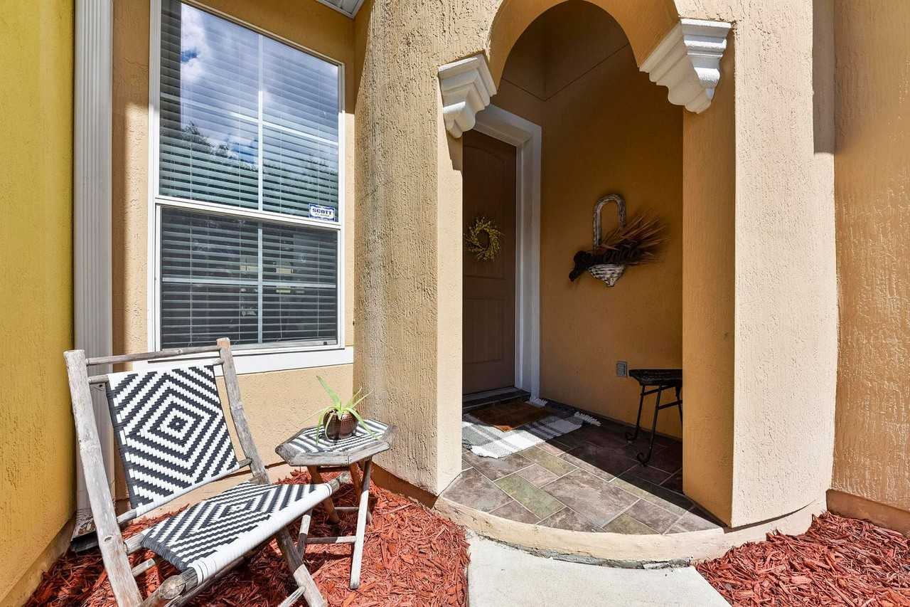 6209 Eclipse Cir - Photo 2 of 22