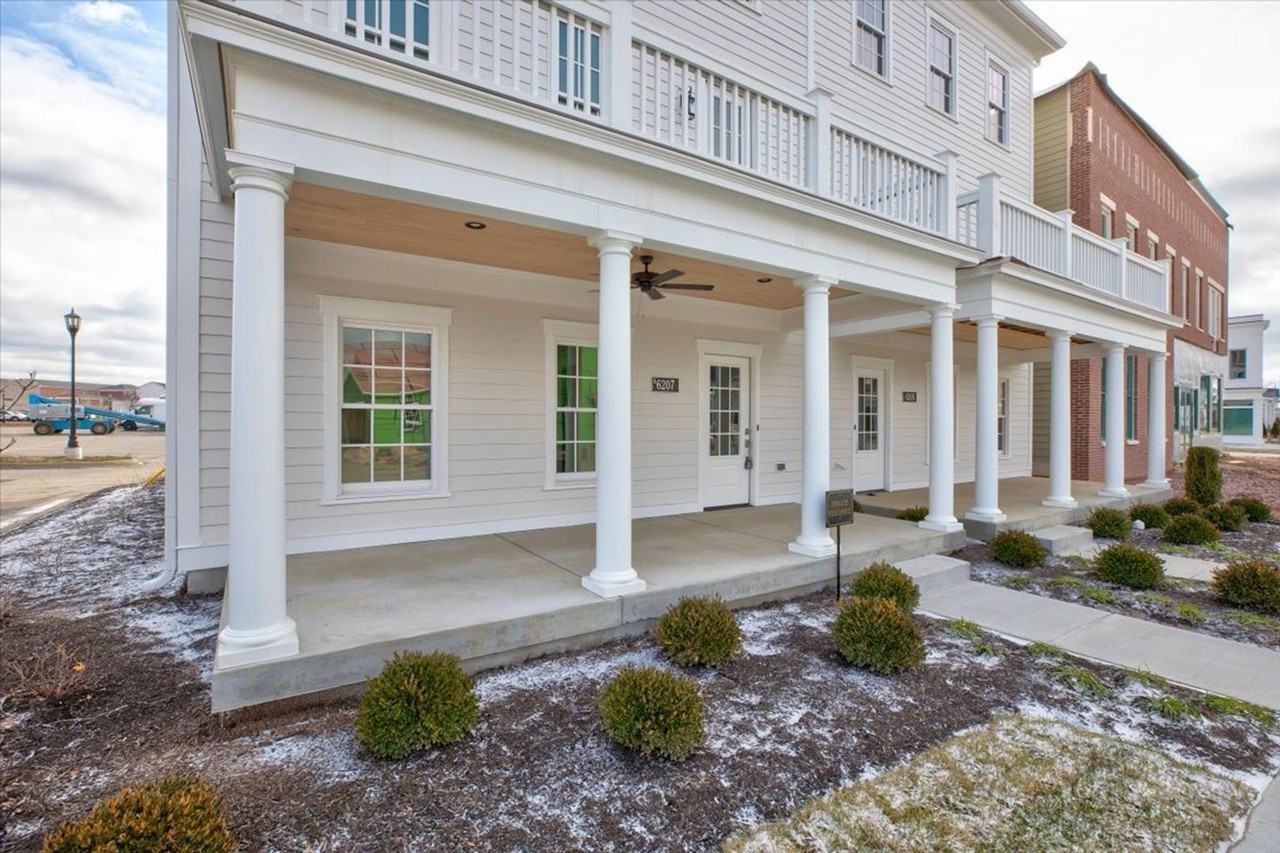 6207 St Bernadette Ave - Photo 5 of 50