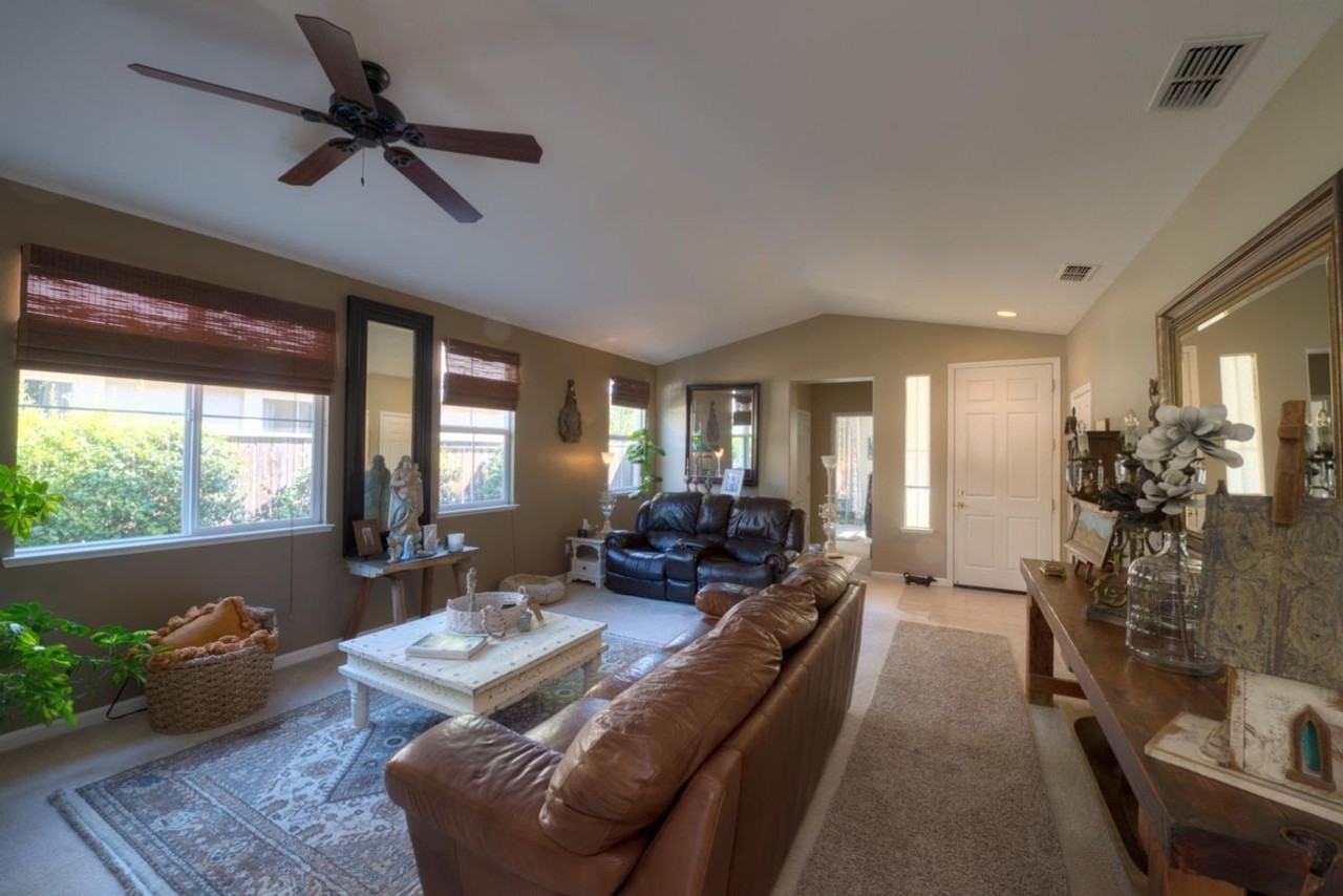 20594 Panoz Rd - Photo 5 of 15