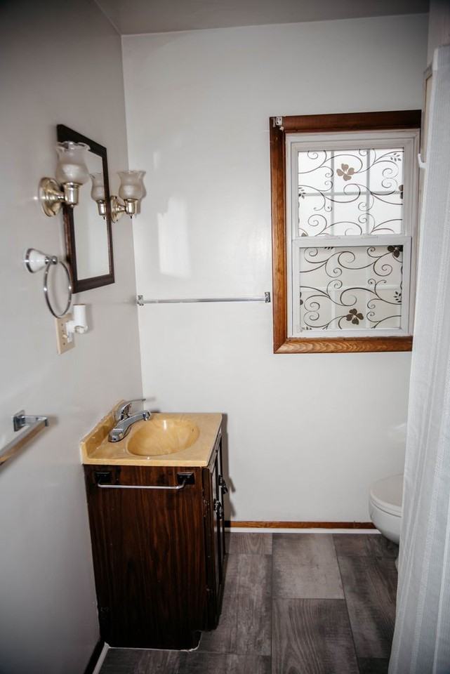 45 E Willow St - Photo 5 of 13