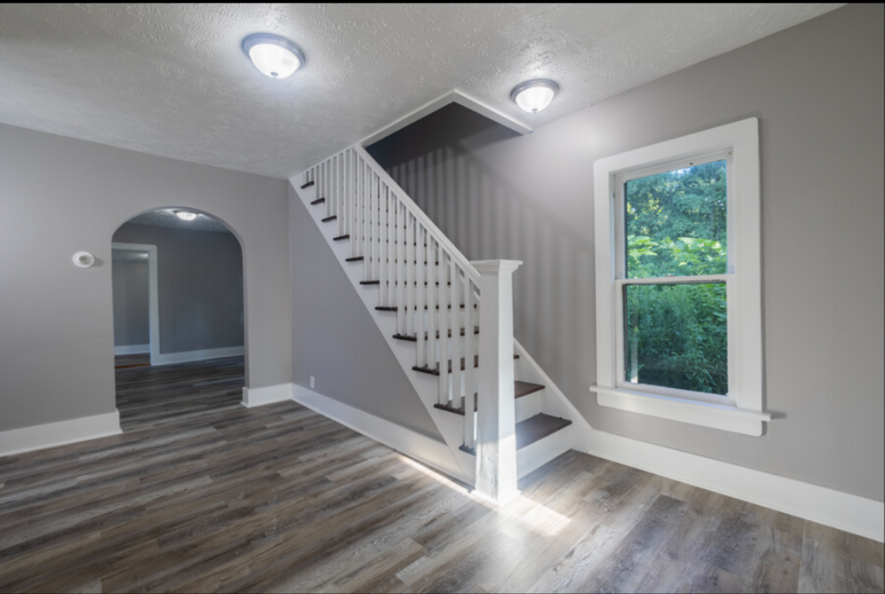 4921 N 34th Ave - Photo 5 of 21