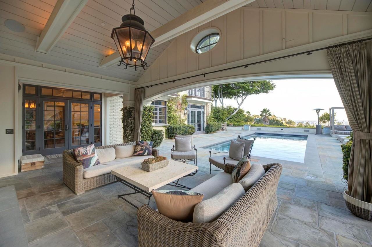 7171 Chelan Way - Photo 6 of 32