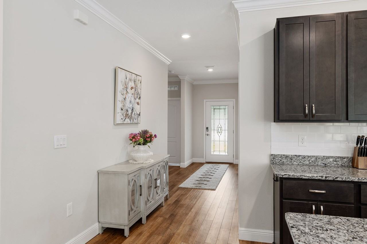 24608 Nw 7th Ln - Photo 4 of 12