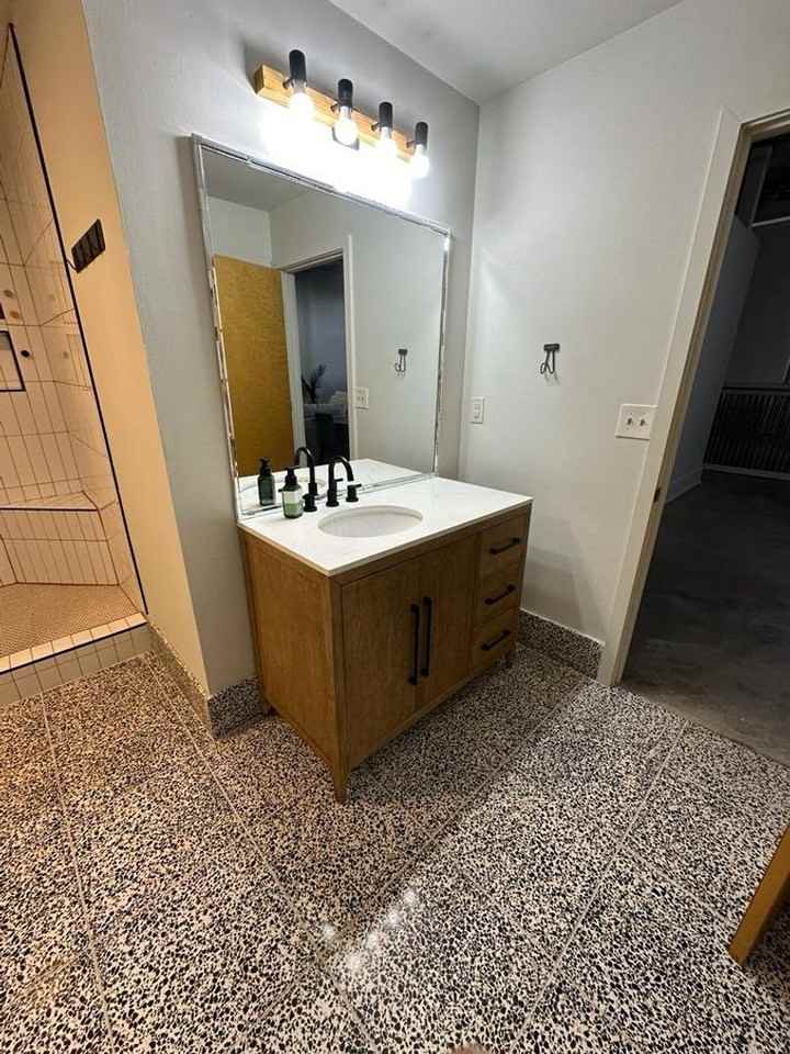 505 Whitehall St Sw - Photo 4 of 23