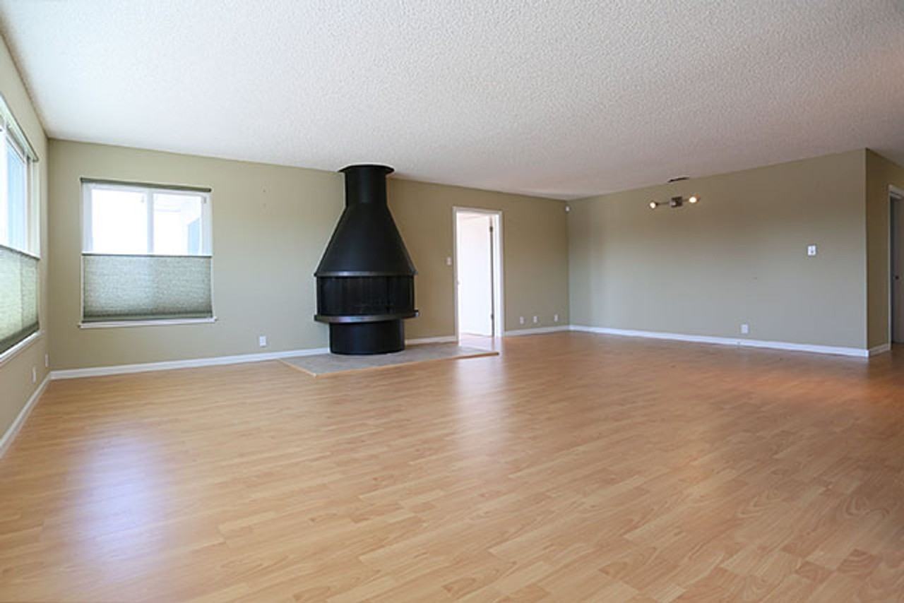 267 Lester Ave - Photo 2 of 27
