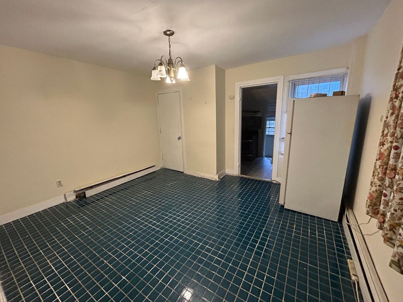 27 Passaic St - Photo 4 of 16