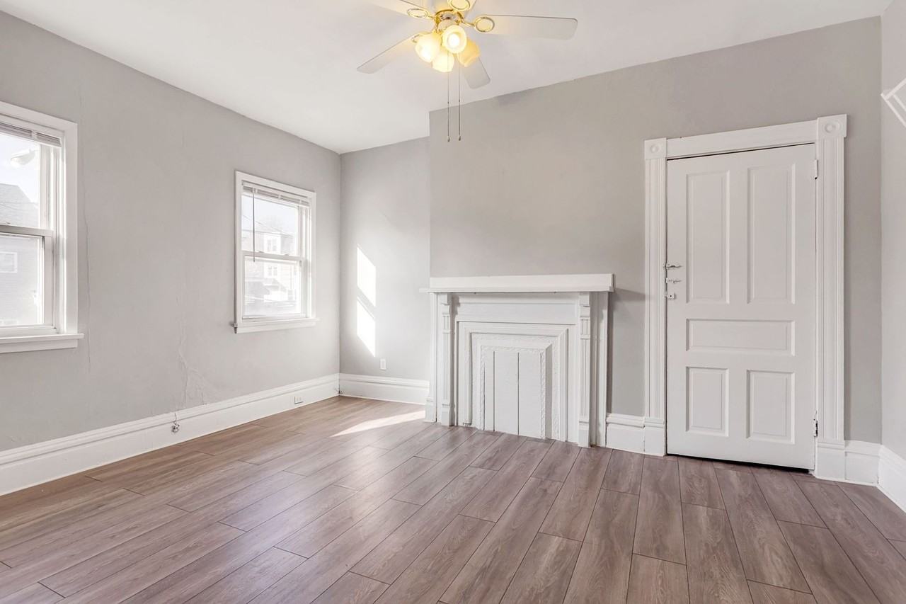 3709 Orpwood St - Photo 2 of 34