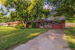 featured image of 1525 Hartford Rd
