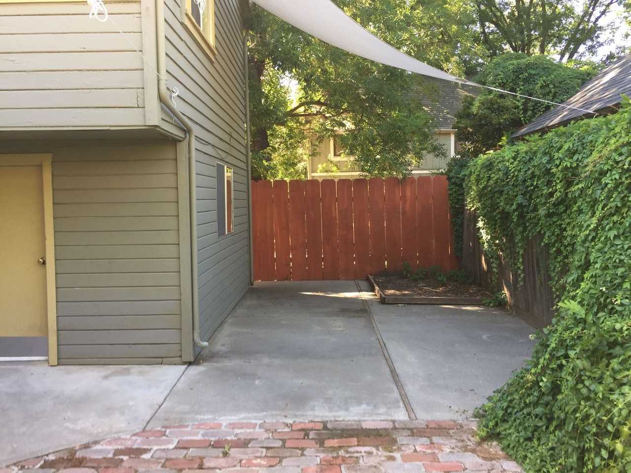 484 1/2 E 3rd Ave - Photo 6 of 19