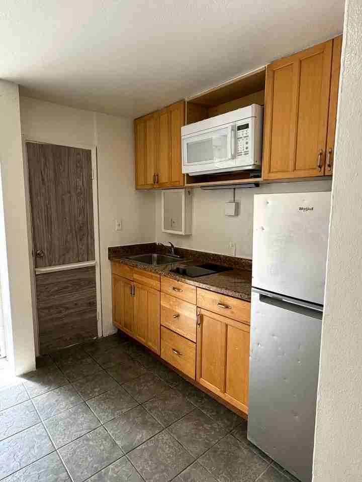 249 Kapili St #204 - Photo 6 of 9