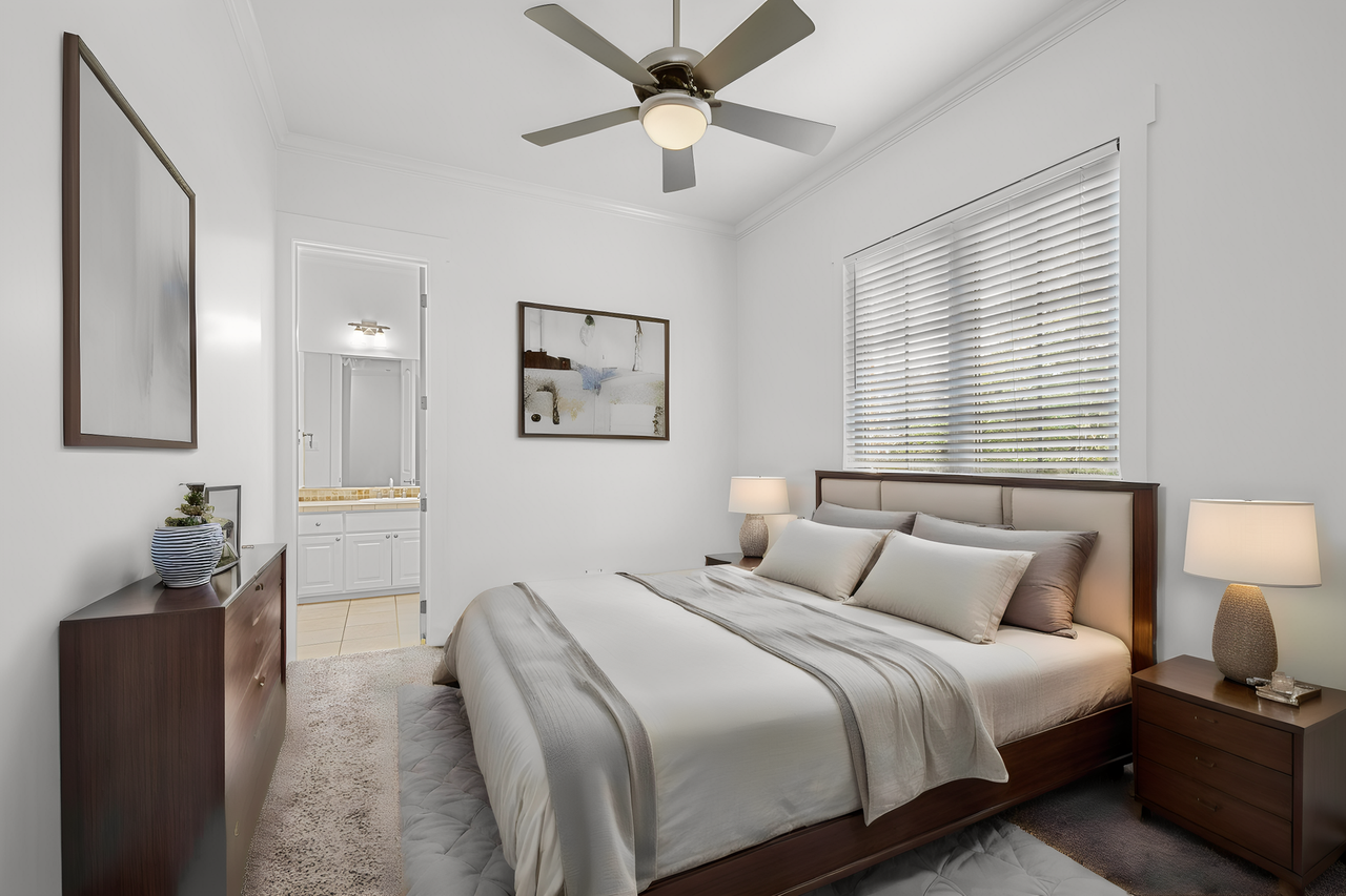 1607 Chelsea Ln - Photo 2 of 50