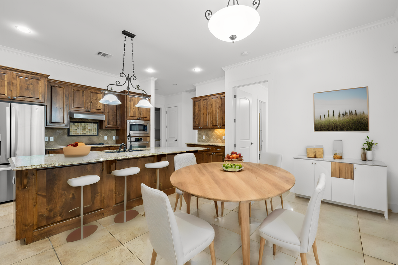 1607 Chelsea Ln - Photo 7 of 50