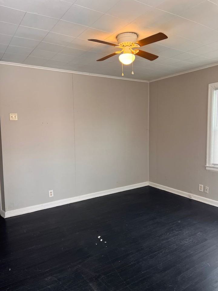 1638 Elmwood Ave - Photo 2 of 8