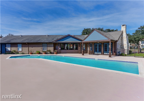 Trevor Highland Cross Apartments Highland Cross Dr, Houston, TX