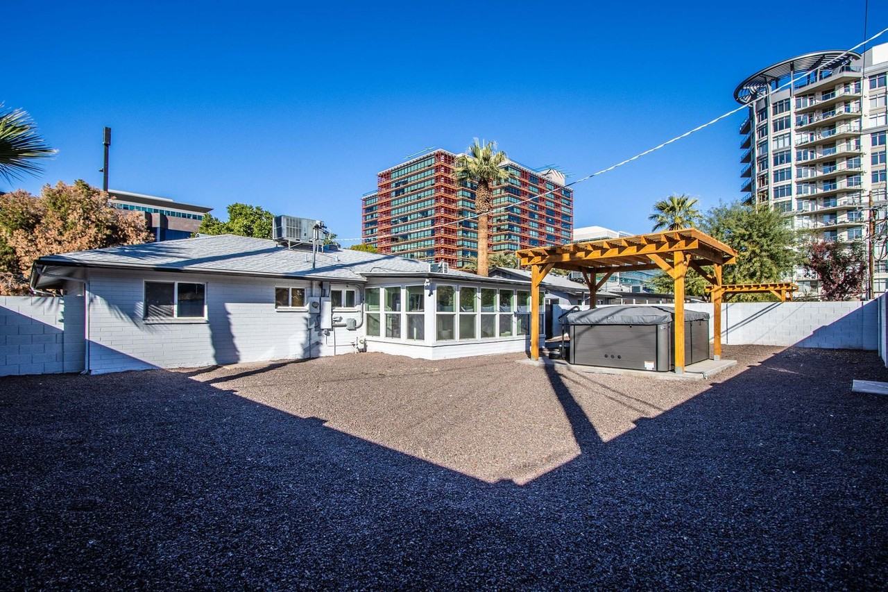 4721 N 24th St - Photo 6 of 50