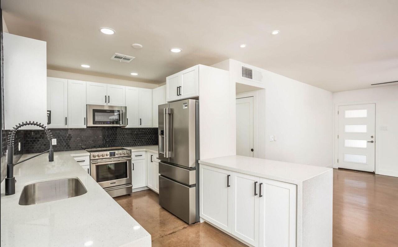 4721 N 24th St - Photo 7 of 50