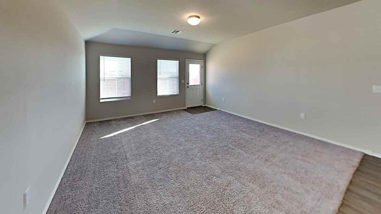 11748 Nw 99th Ter - Photo 4 of 21