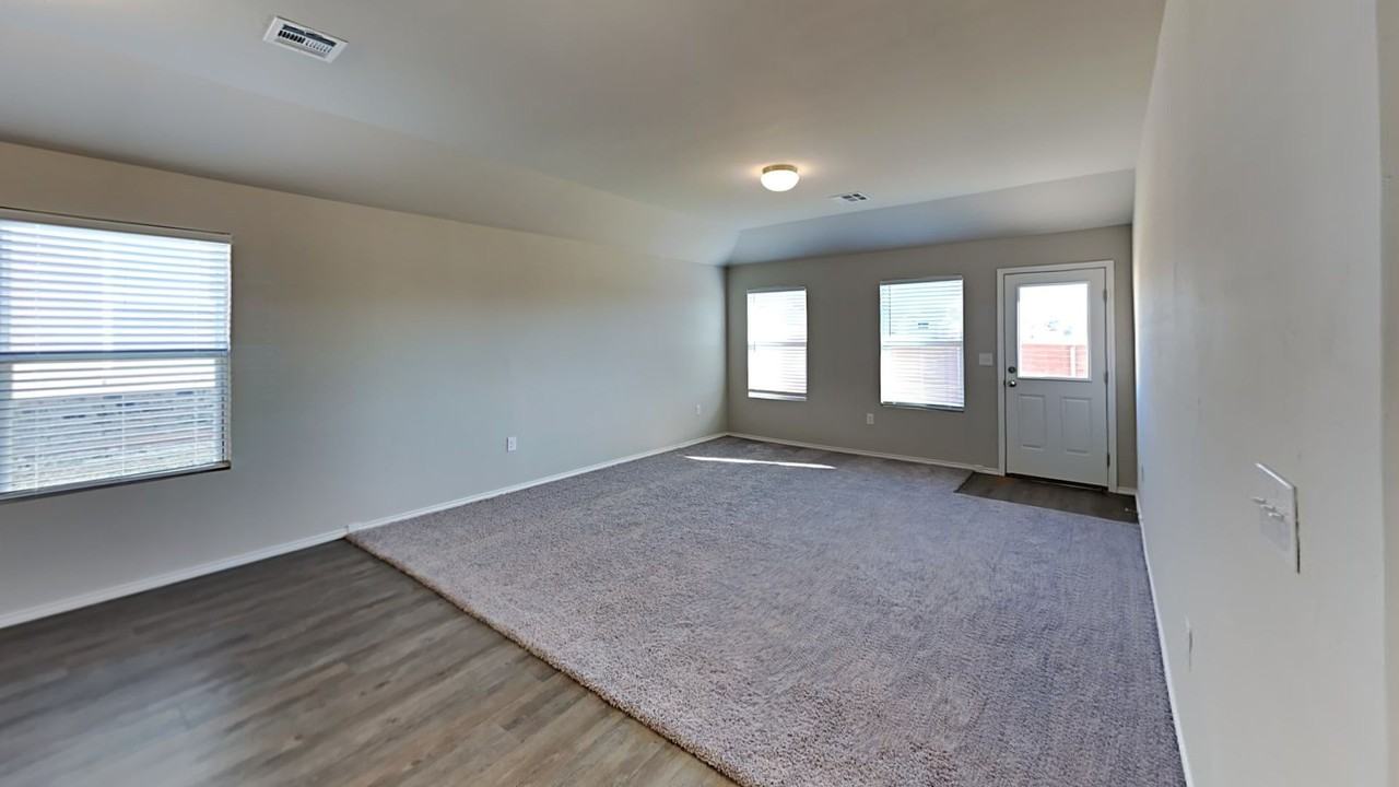 11748 Nw 99th Ter - Photo 5 of 21