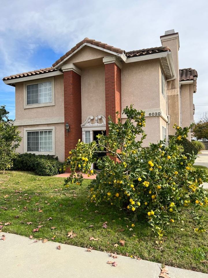6030 Camellia Ave