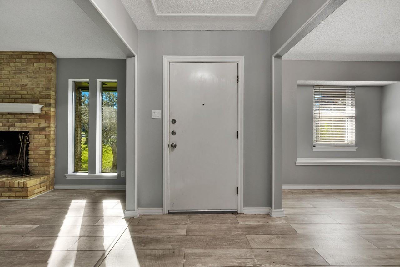 11506 Whisper Cir - Photo 7 of 33