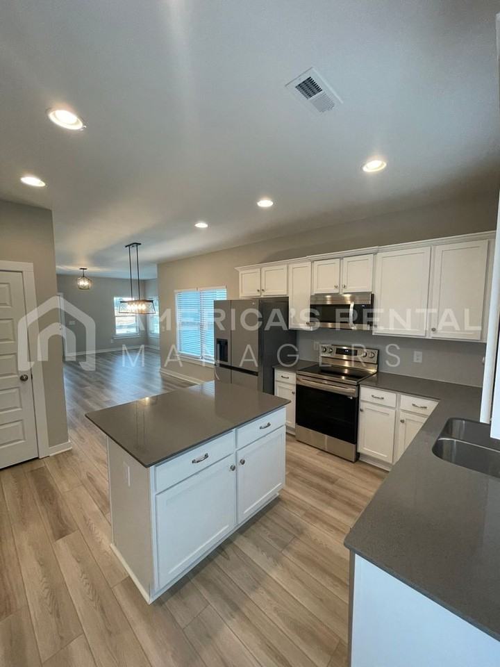 2116 Ellsworth Loop Rd Sw - Photo 7 of 39