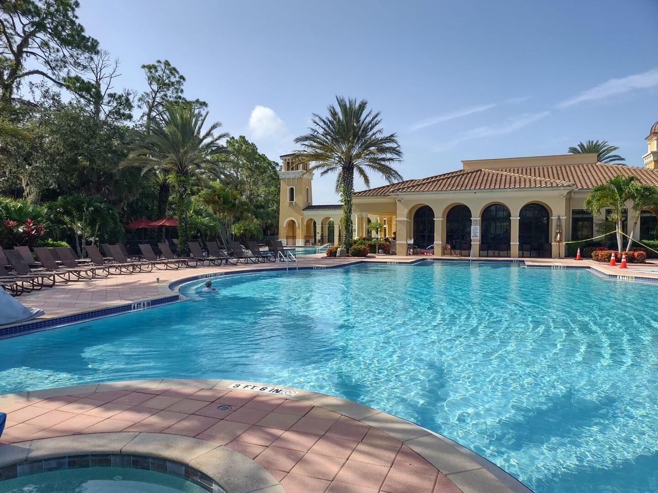 116 Pesaro Dr - Photo 7 of 50