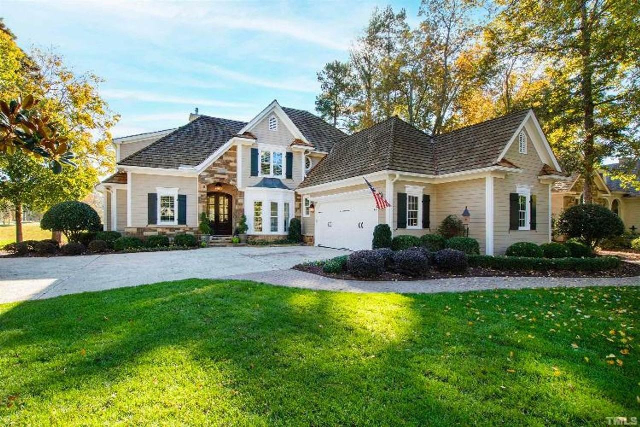 100 Lake Cliff Ct - Photo 2 of 50