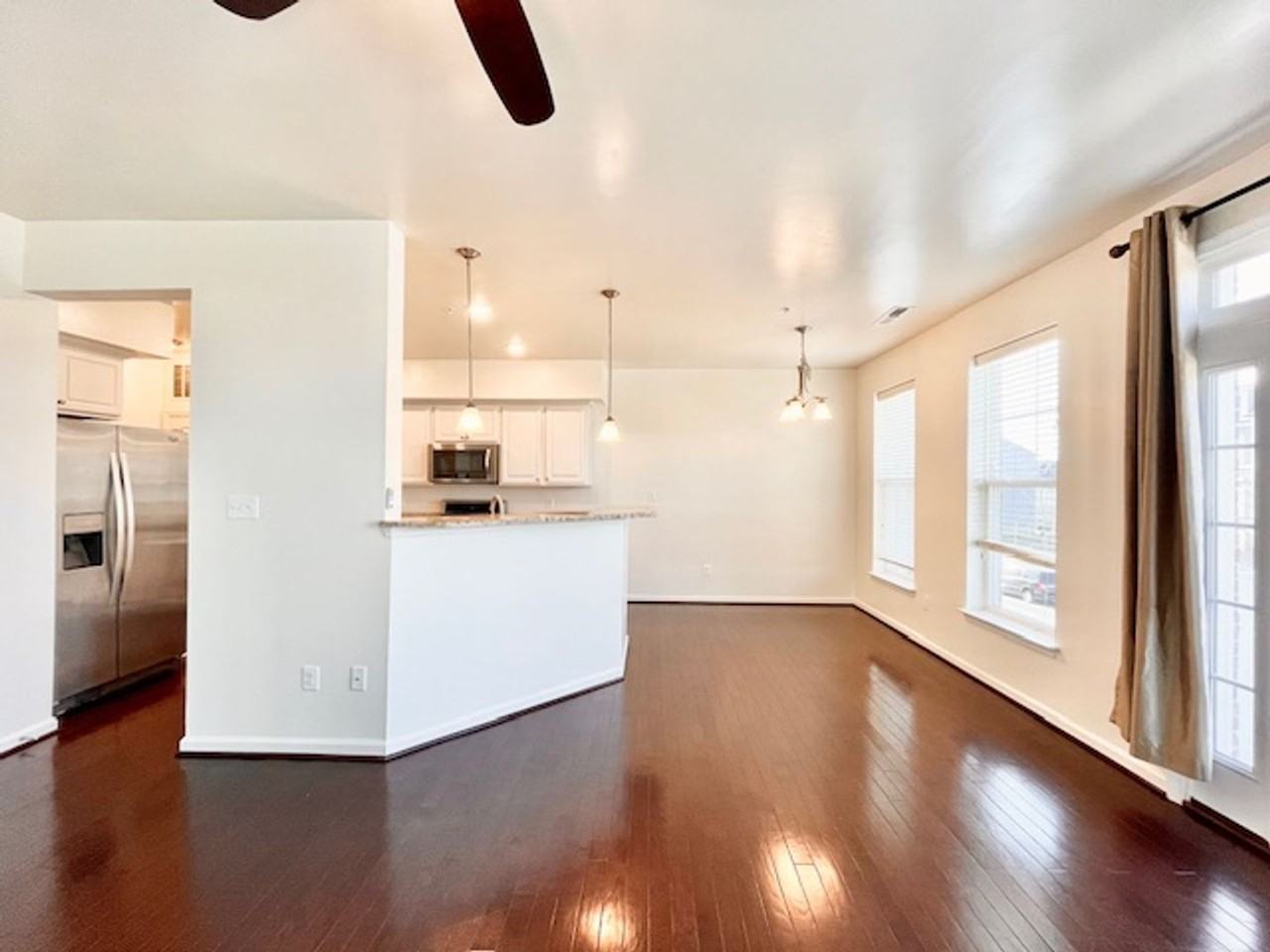 5897 Bella Marie Way - Photo 4 of 32