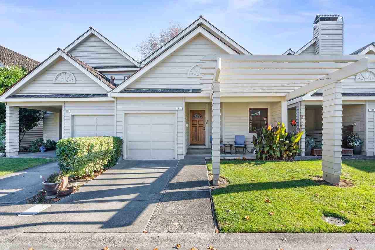 1897 Hopper Way - Photo 2 of 43