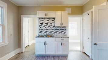 featured image of 4559 Sackett Ave