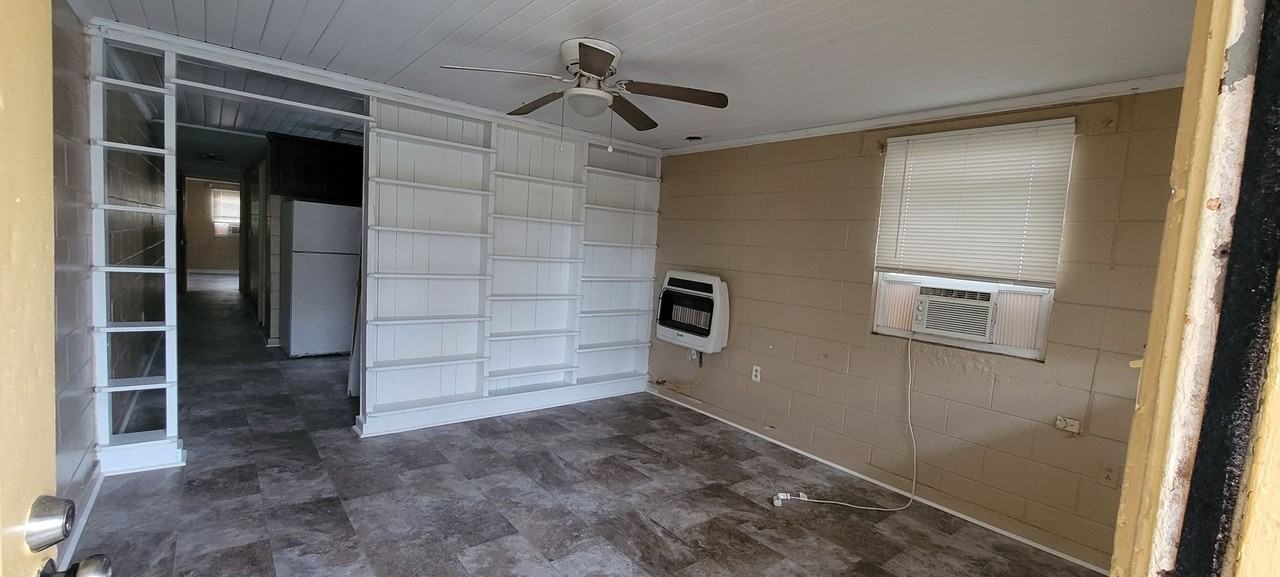 1132B Camille St - Photo 3 of 5