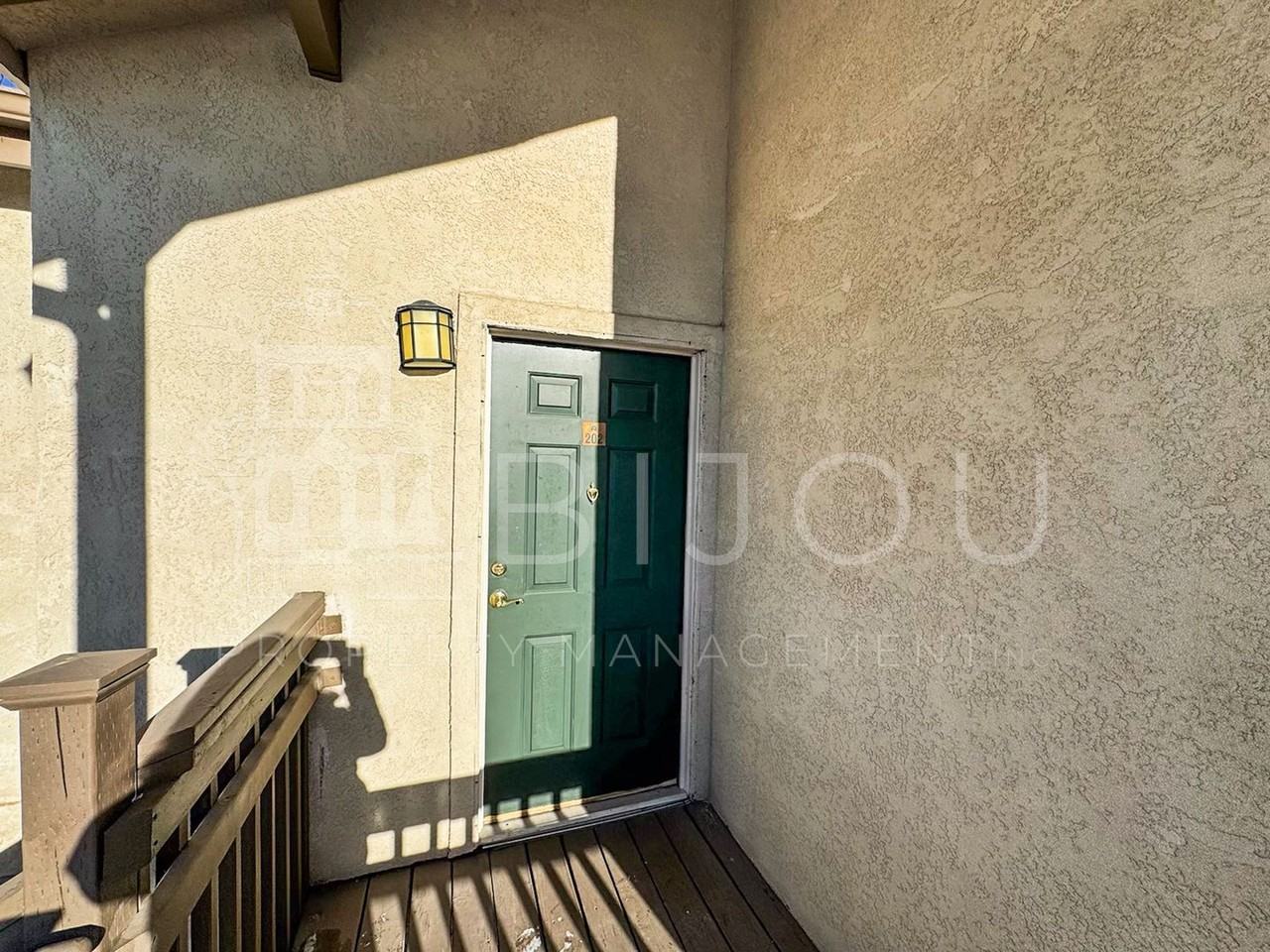 2195 Alicia Pt #202 - Photo 4 of 24