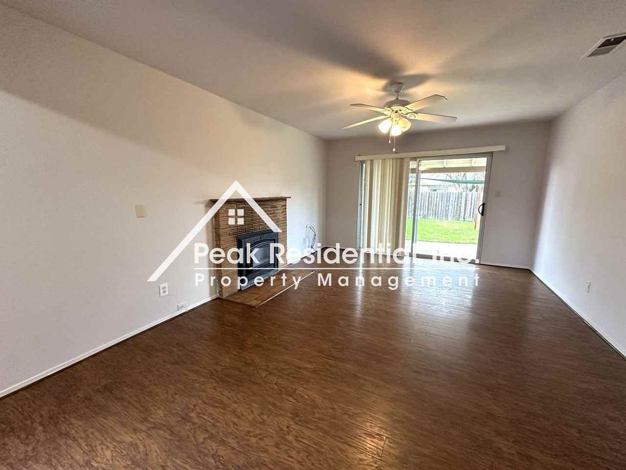 614 Wales Dr - Photo 2 of 20