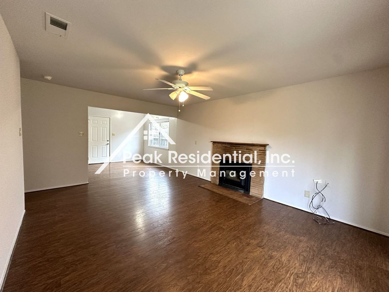 614 Wales Dr - Photo 3 of 20