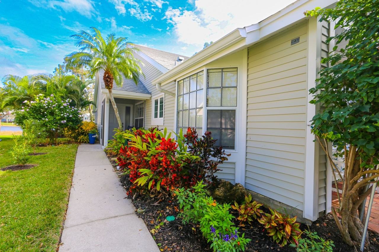 127 Bristol Ln - Photo 7 of 50