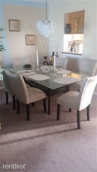 7620 NW 18th St - Photo 2 of 8