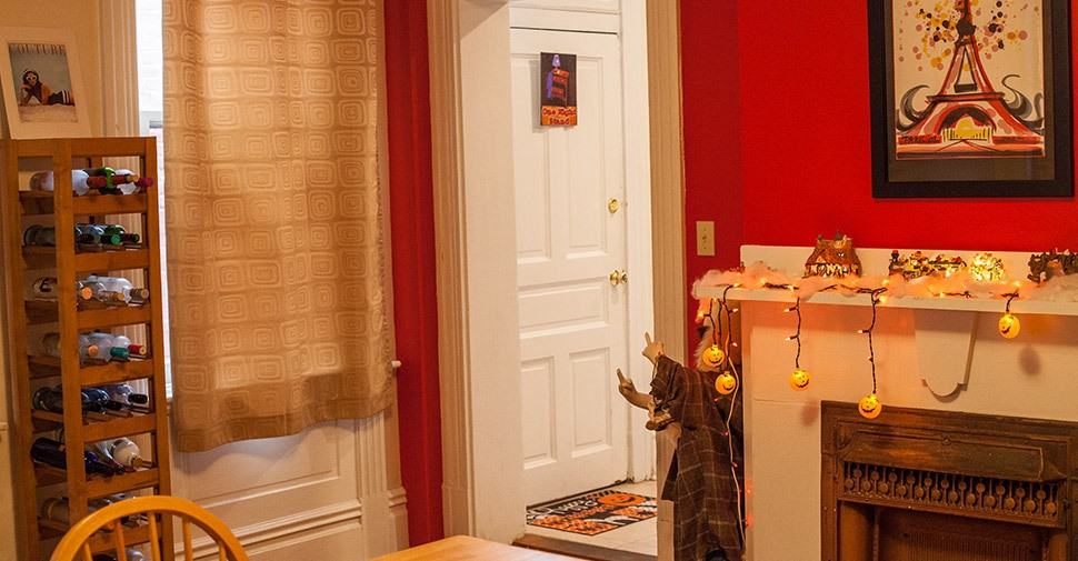 1716 Sarah St - Photo 4 of 18