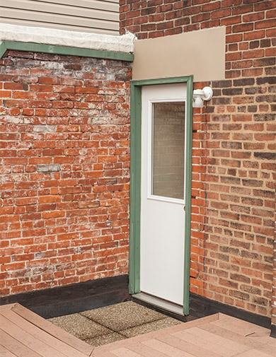 1716 Sarah St - Photo 6 of 18