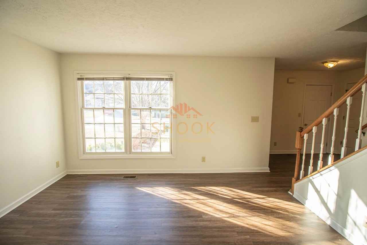 1713 Ashbury Ct - Photo 3 of 17