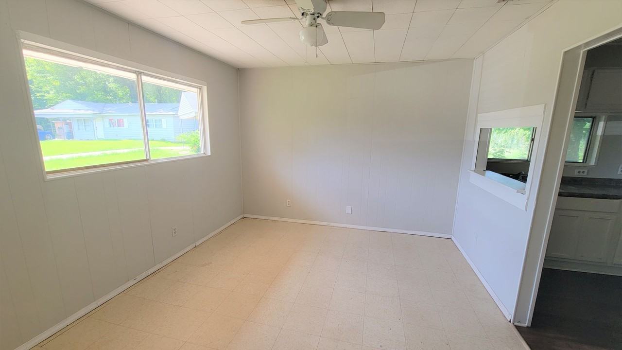 3406 Black Lake Cir - Photo 4 of 19