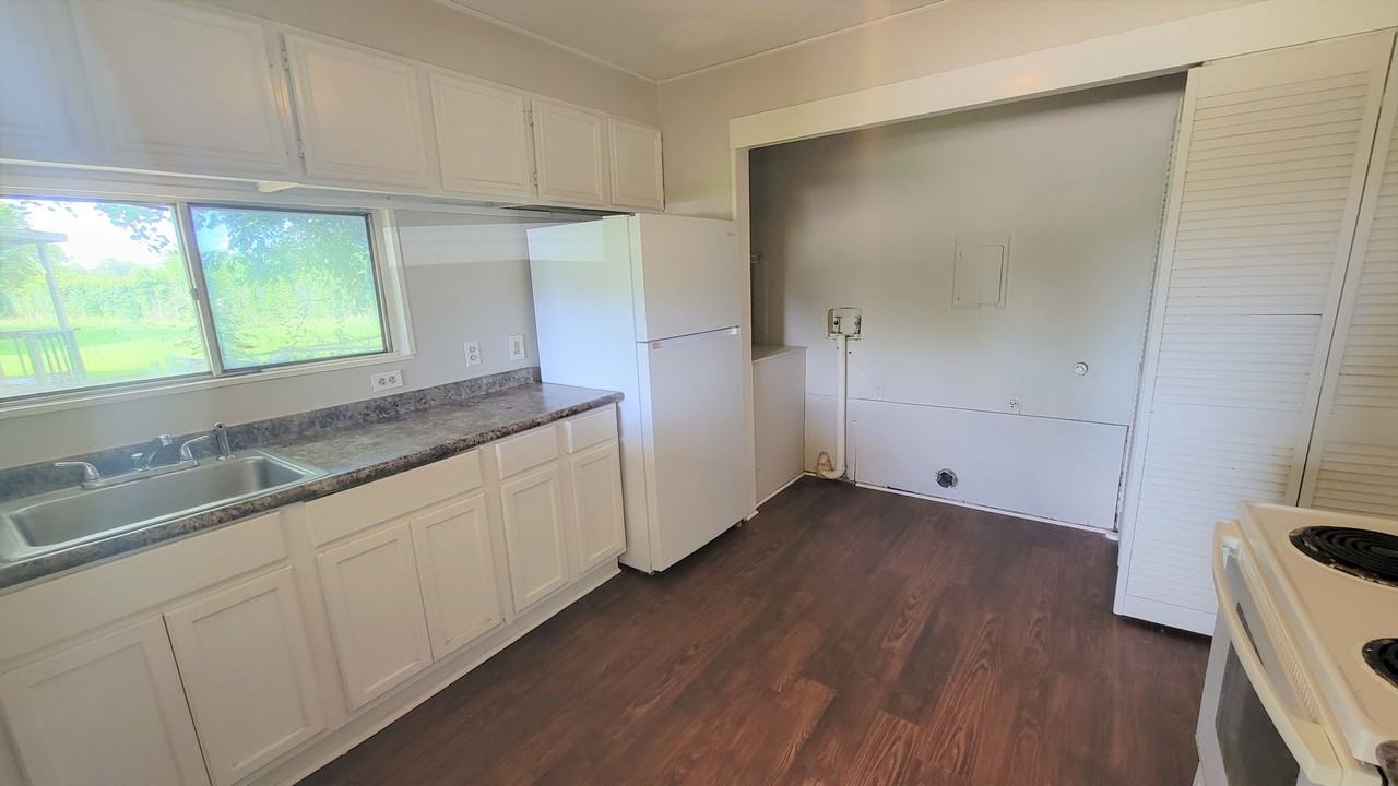 3406 Black Lake Cir - Photo 6 of 19