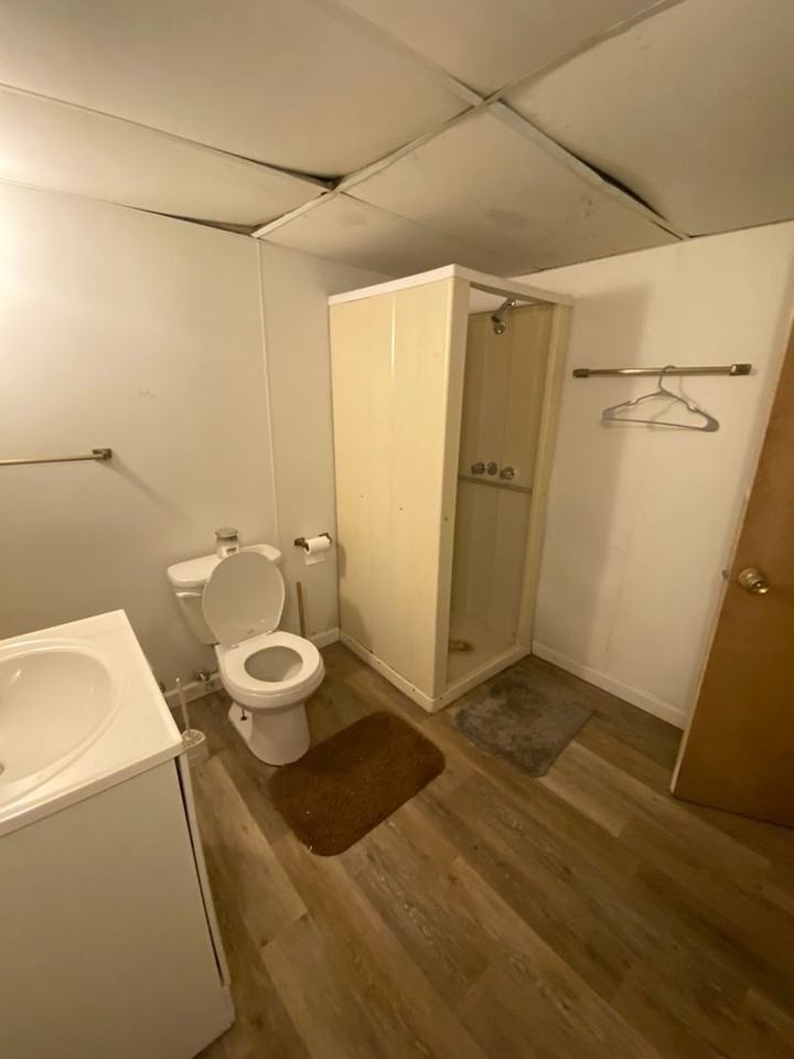 111 Harwood St - Photo 2 of 15